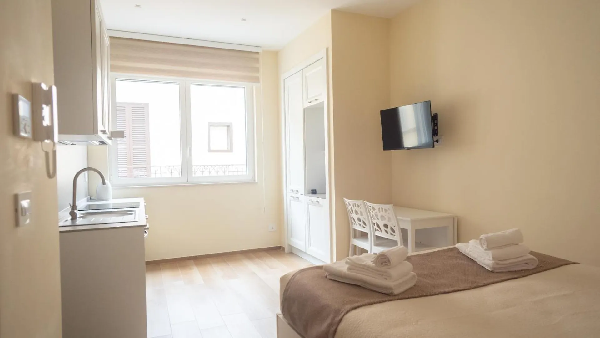 Dimora Amelia Luxury Apartments Bitonto Guest house