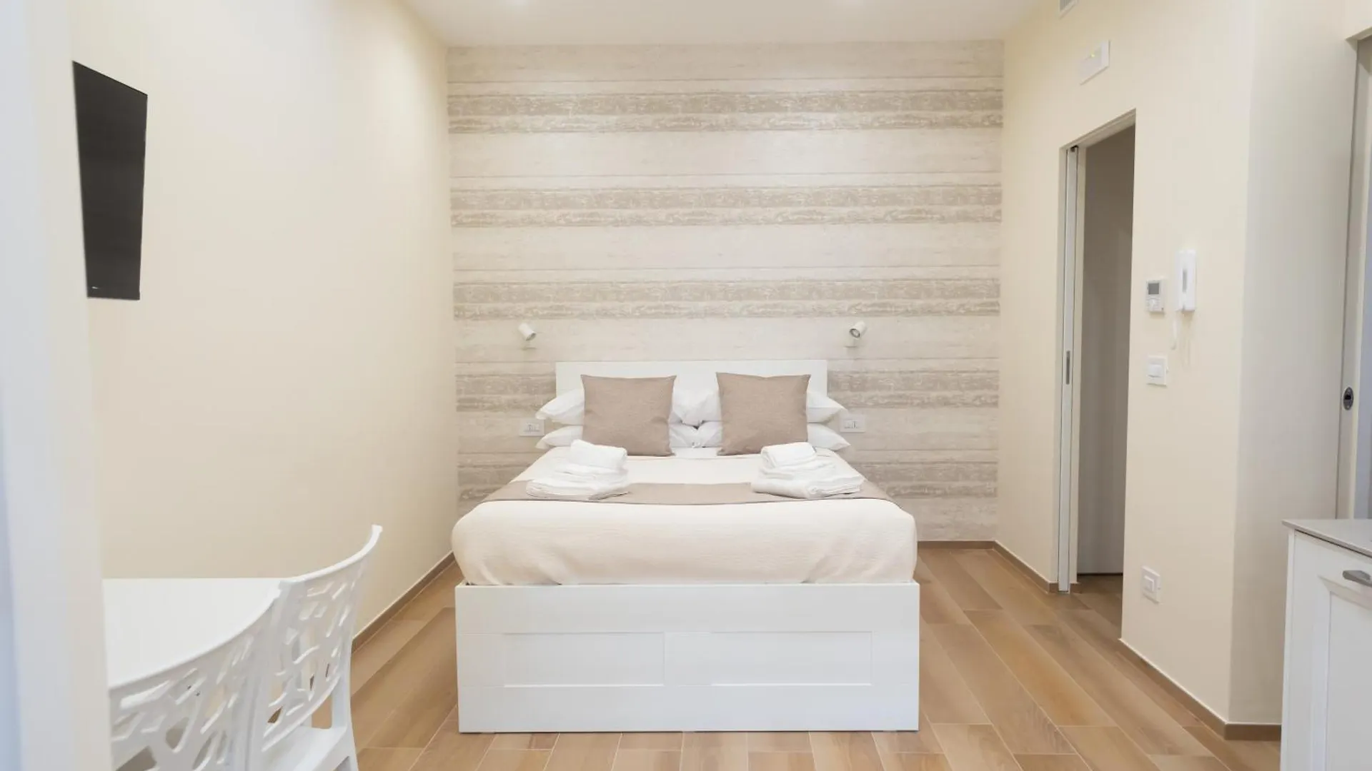 Dimora Amelia Luxury Apartments Bitonto Italy